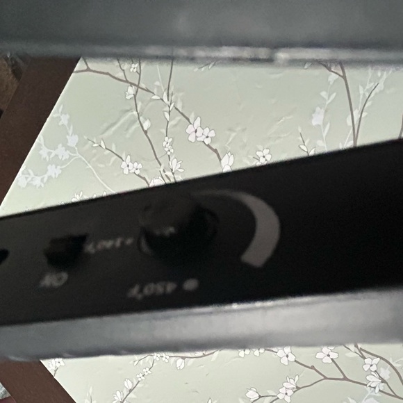 HSI Professional Ceramic Tourmaline Ionic 1” Flat Iron! - Picture 3 of 4